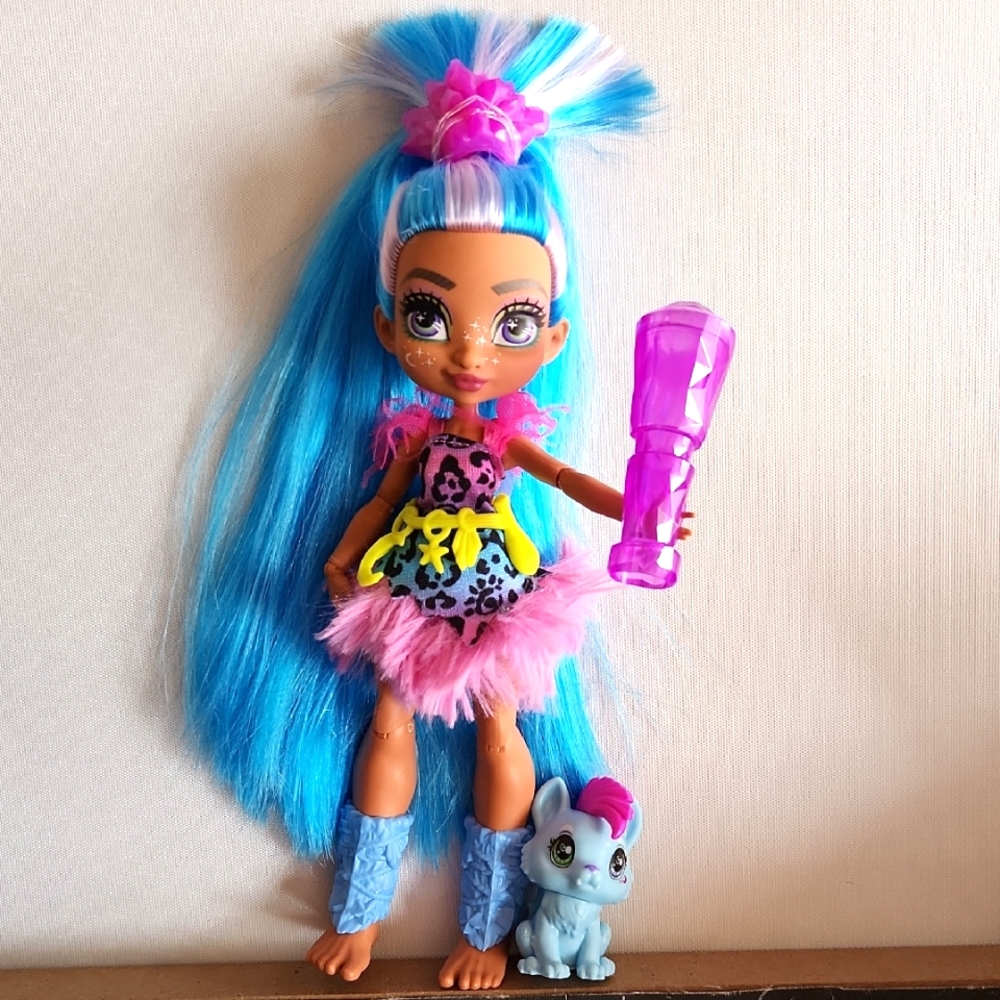 Cave Club Doll Tella